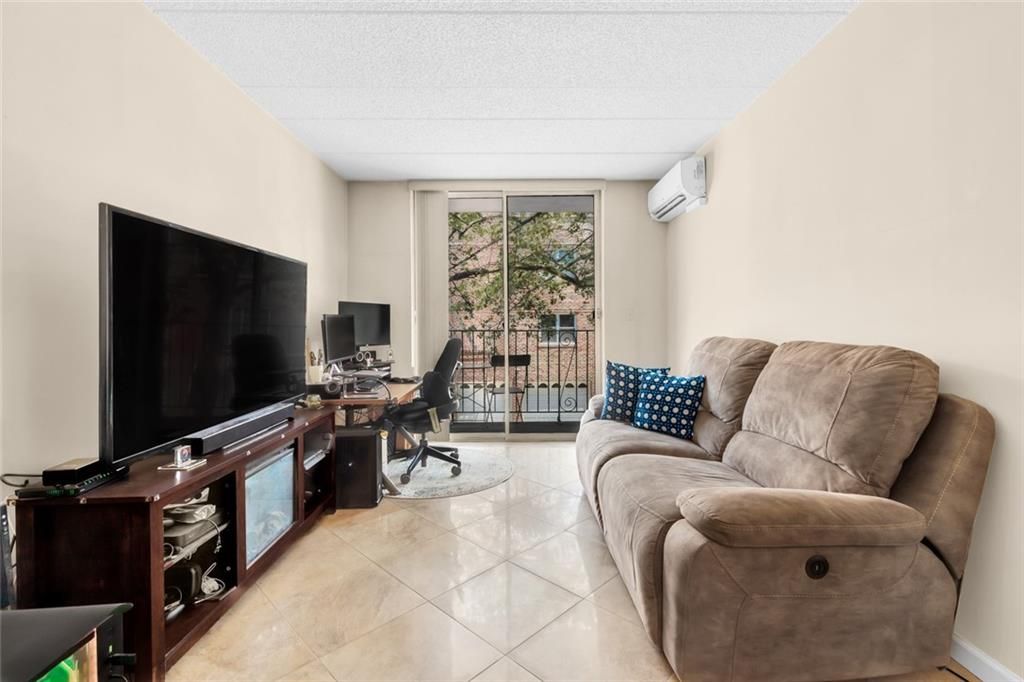 Photo of 308 101st Street #44C, Brooklyn, NY 11209 (MLS # 500814)