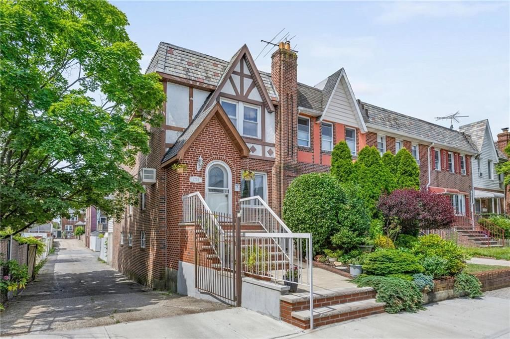 Photo of 1774 32nd Street, Brooklyn, NY 11234 (MLS # 494308)