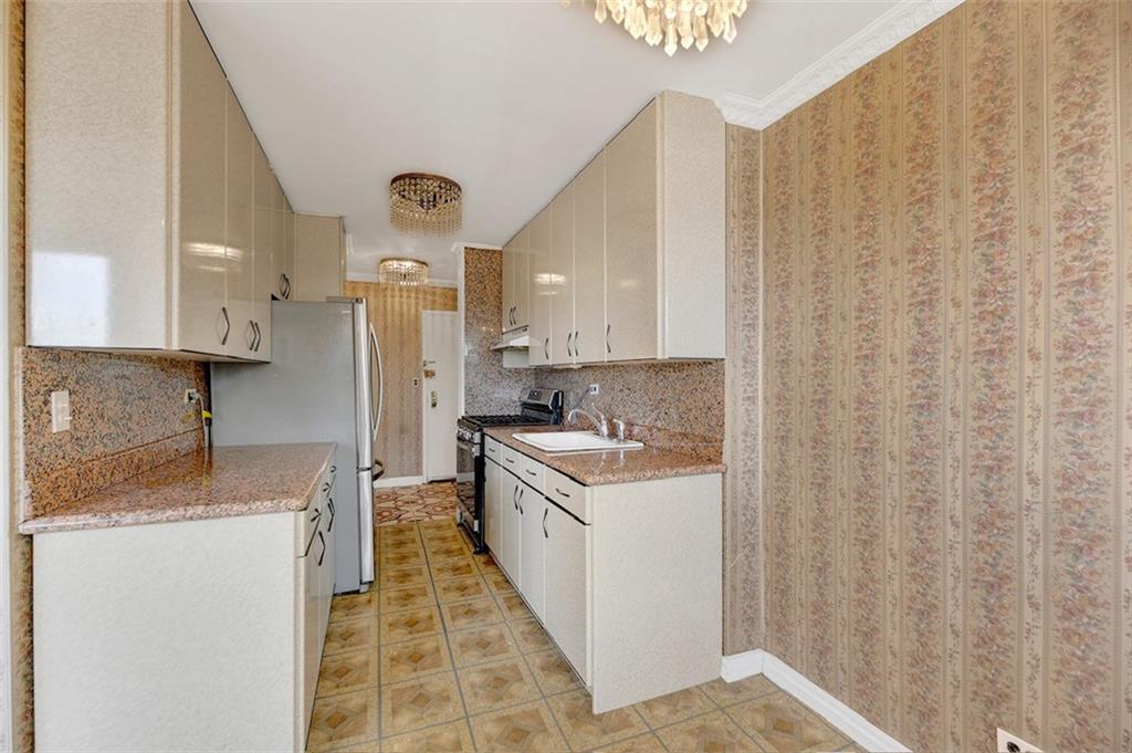 2483 16th Street #4B, Brooklyn, New York image 6