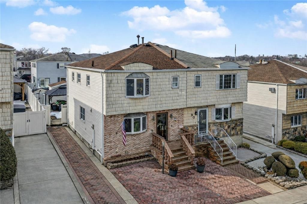 Photo of 94 Getz Avenue, Staten Island, NY 10312 (MLS # 499116)