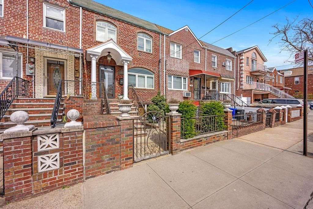 Photo of 164 Bay 10th Street, Brooklyn, NY 11228 (MLS # 499913)