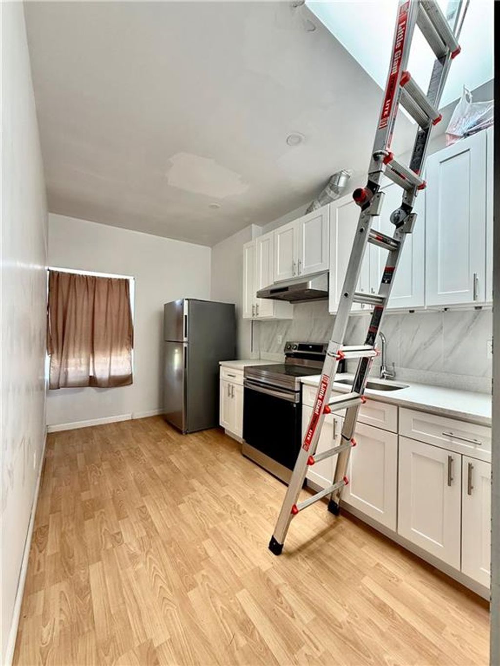 Photo of 185 Bay 11th Street, Brooklyn, NY 11228 (MLS # 502304)