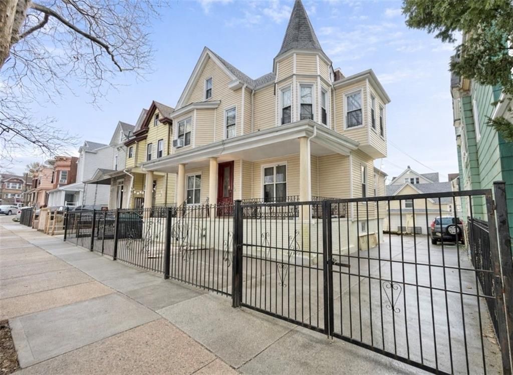 Photo of 25 Schenck Avenue, Brooklyn, NY 11207 (MLS # 499708)