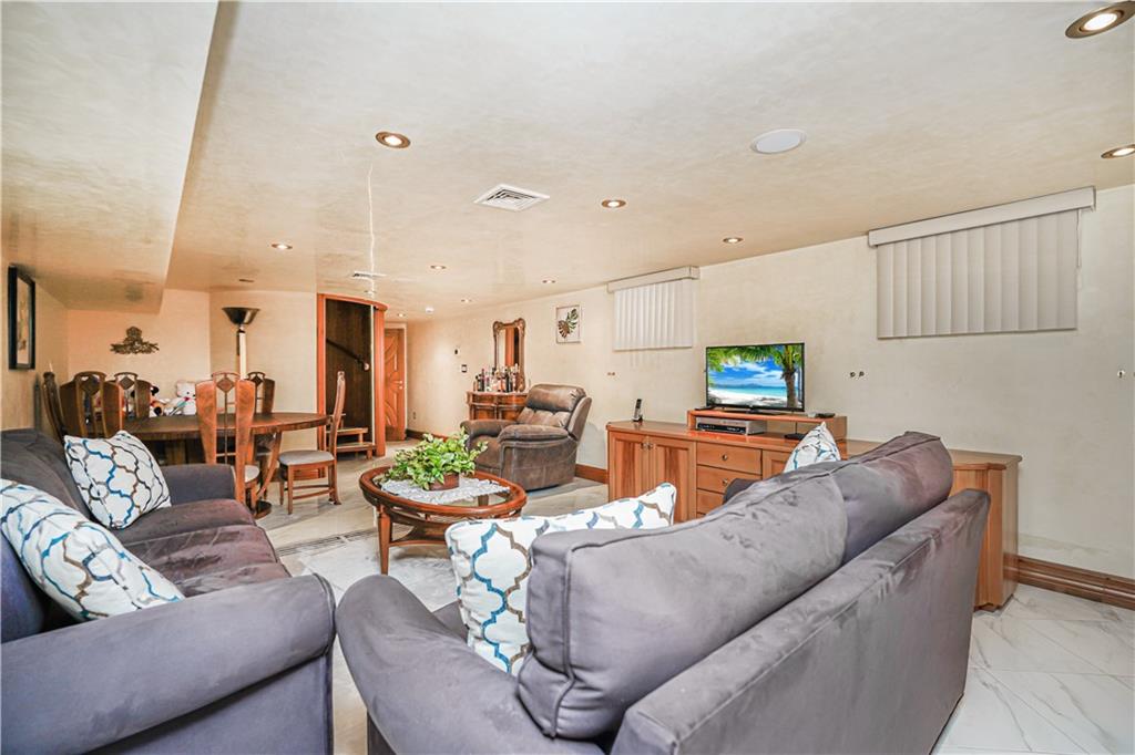 1068 82nd Street, Brooklyn, New York image 30