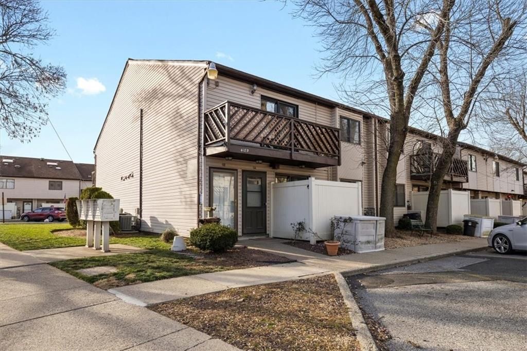 Photo of 4189 Amboy Road #1B, Staten Island, NY 10322 (MLS # 497832)