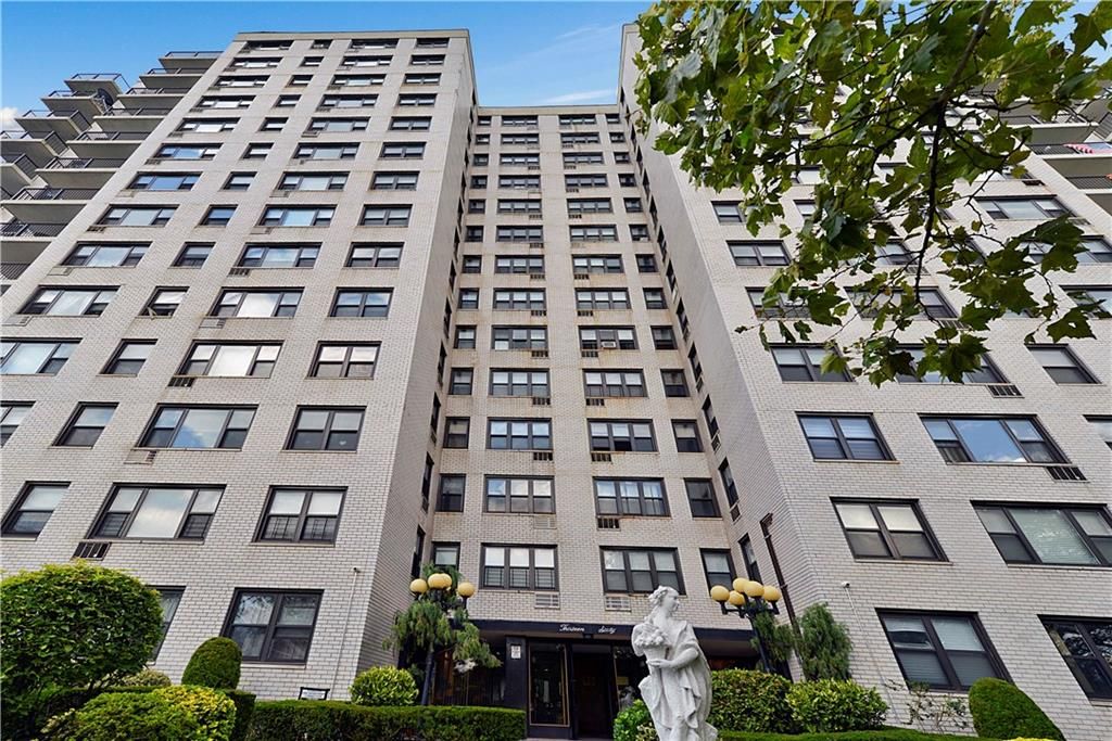 Photo of 1360 Ocean Parkway #12H, Brooklyn, NY 11230 (MLS # 494782)