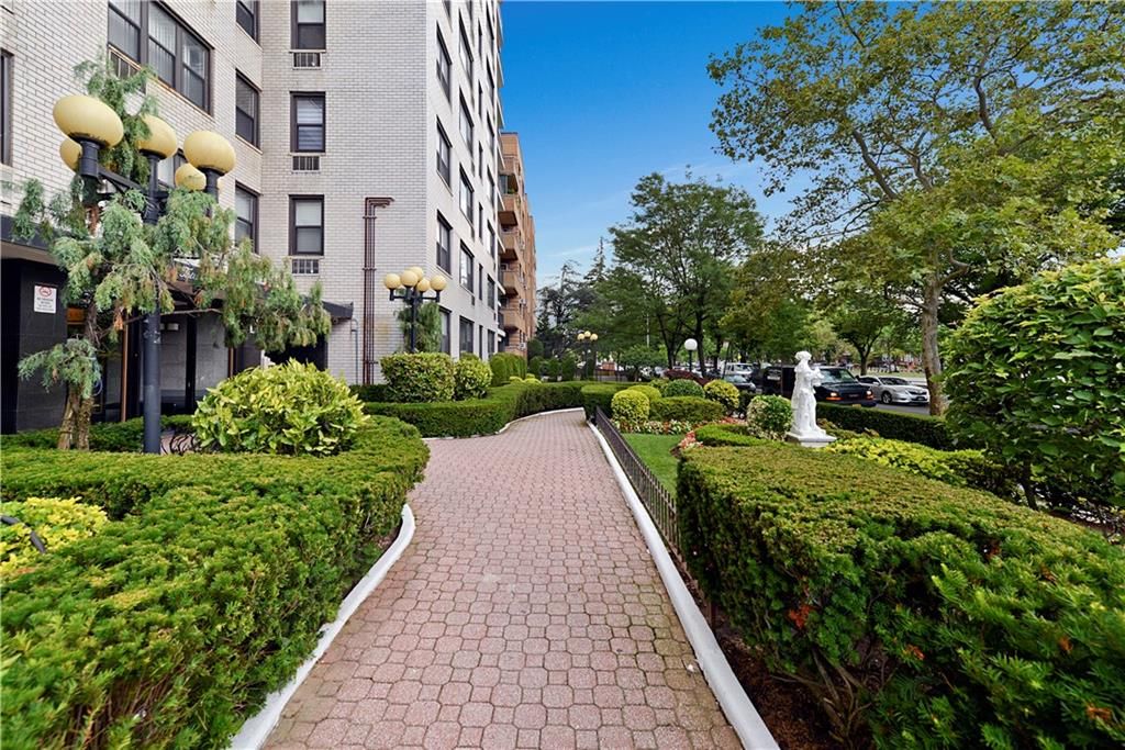 Photo of 1360 Ocean Parkway #12H, Brooklyn, NY 11230 (MLS # 494782)