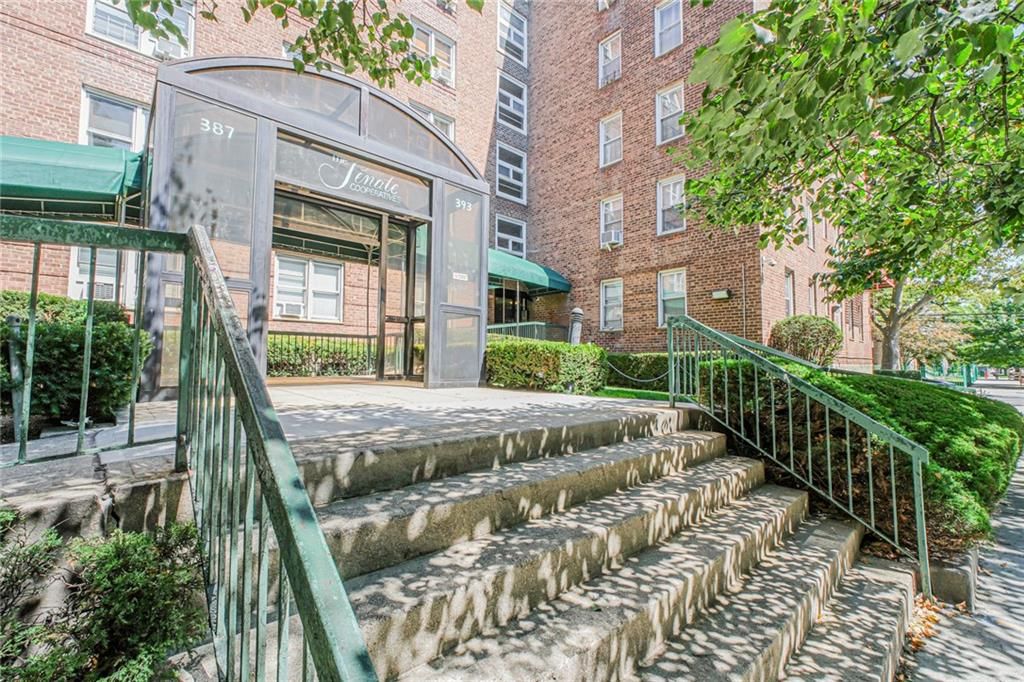Photo of 393 Avenue S #3G, Brooklyn, NY 11234 (MLS # 494902)