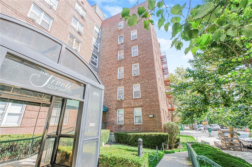 Photo of 393 Avenue S #3G, Brooklyn, NY 11234 (MLS # 494902)