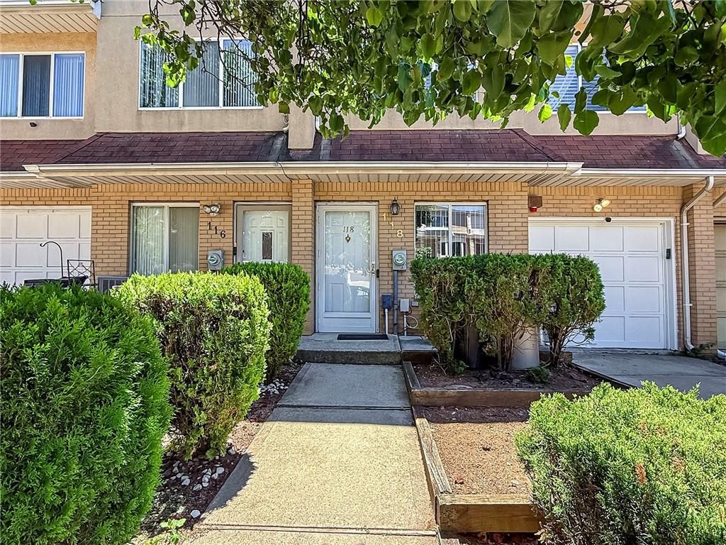 Photo of 118 Wirt Avenue, Staten Island, NY 10309 (MLS # 502369)