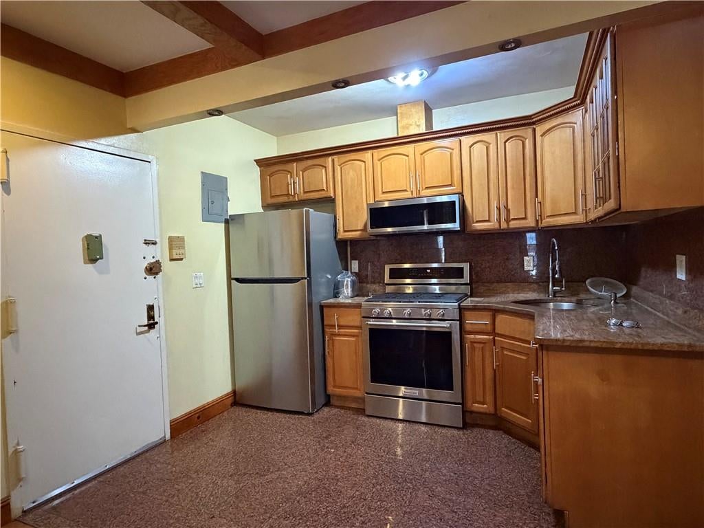 Photo of 400 Lefferts Avenue #2, Brooklyn, NY 11225 (MLS # 504222)
