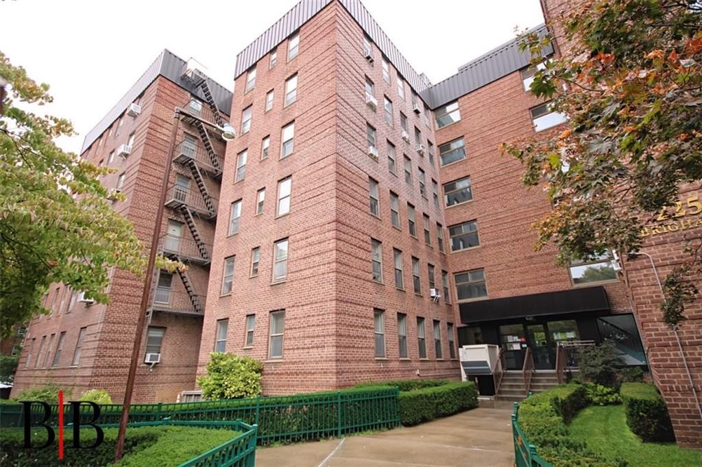 Photo of 2250 Brigham Street #3C, Brooklyn, NY 11229 (MLS # 493625)