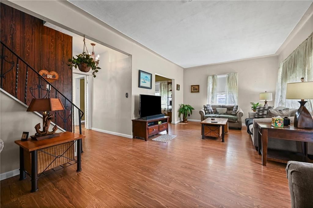 Photo of 250 Beach 140th Street, Belle Harbor, NY 11694 (MLS # 496228)