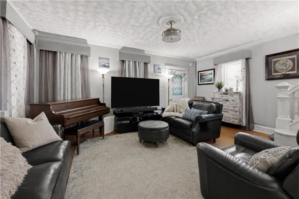 Photo of 11569 Farmers Boulevard, Queens, NY 11412 (MLS # 499329)