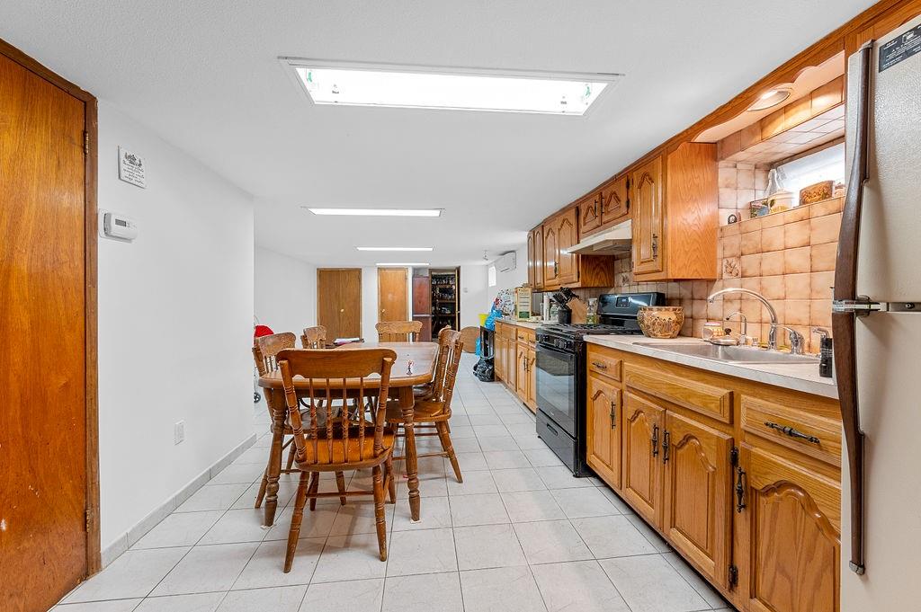 1833 76th Street, Brooklyn, New York image 18
