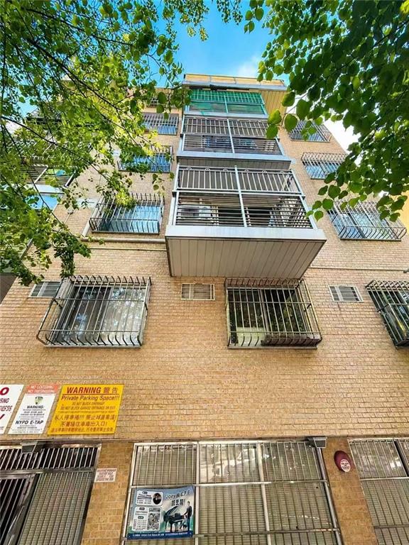 Photo 1 of 10 — 638 50th Street 2B, Brooklyn, NY 11220