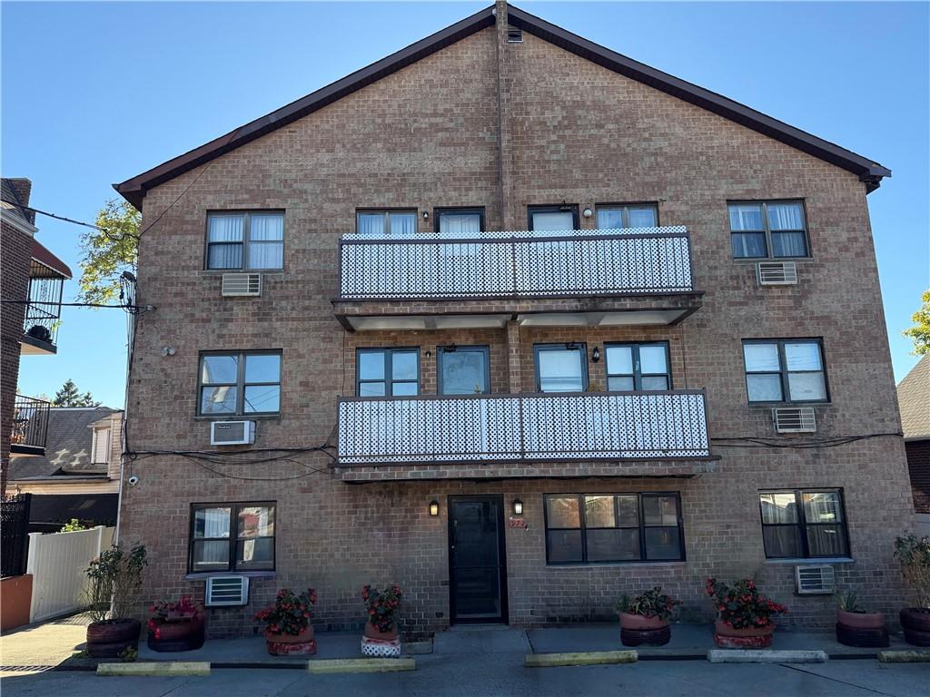 972 East 88th Street 101