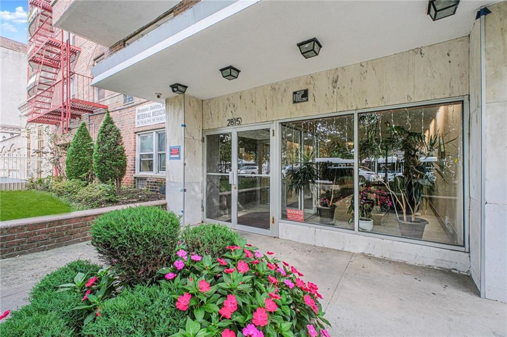 Photo of 2815 Ocean Parkway #L23, Brooklyn, NY 11235 (MLS # 495929)