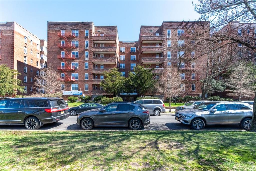 2727 Ocean Parkway #F24, Brooklyn, New York image 1