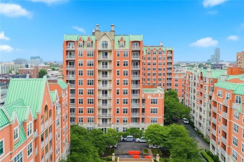 Apartment For Sale - 60 Oceana Drive #8B<br/> Brooklyn, NY 11235