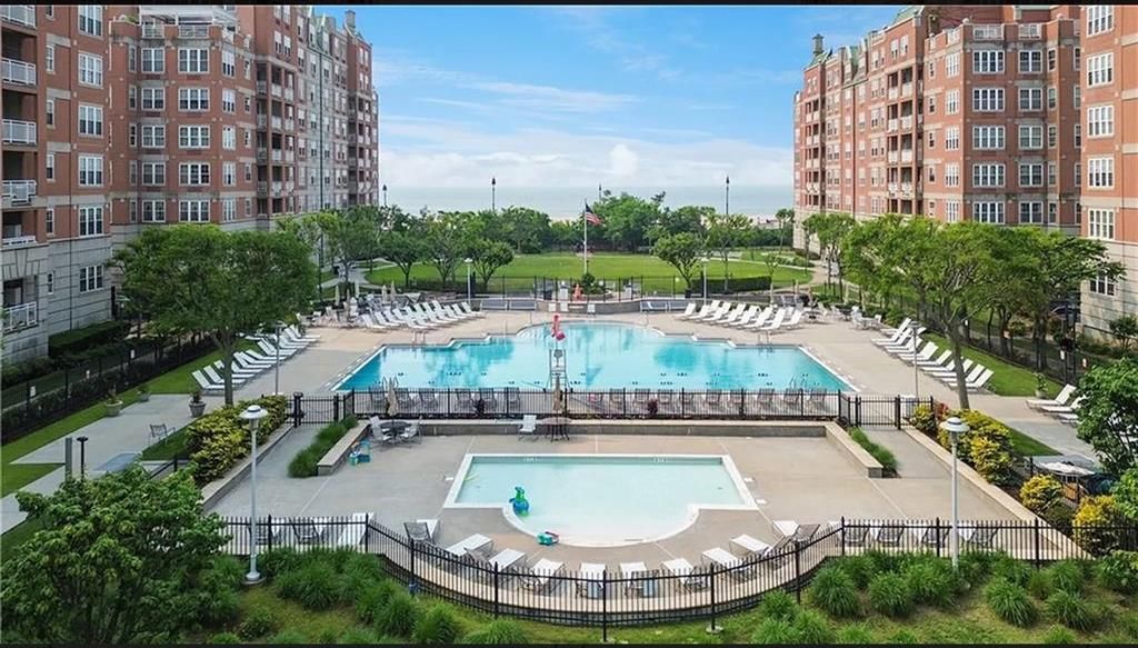 Photo of 60 Oceana Drive #8B, Brooklyn, NY 11235 (MLS # 497015)