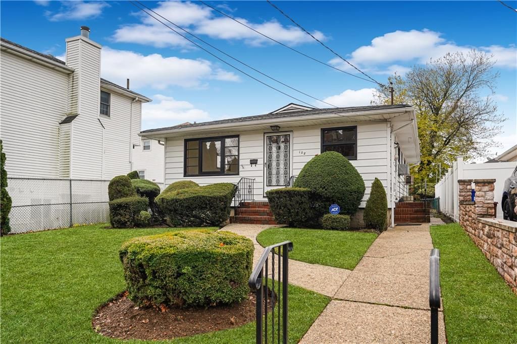 Photo of 108 Adams Avenue, Staten Island, NY 10306 (MLS # 497615)