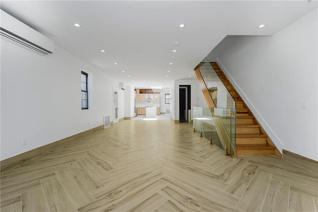 728 Avenue P, Brooklyn, New York image 6