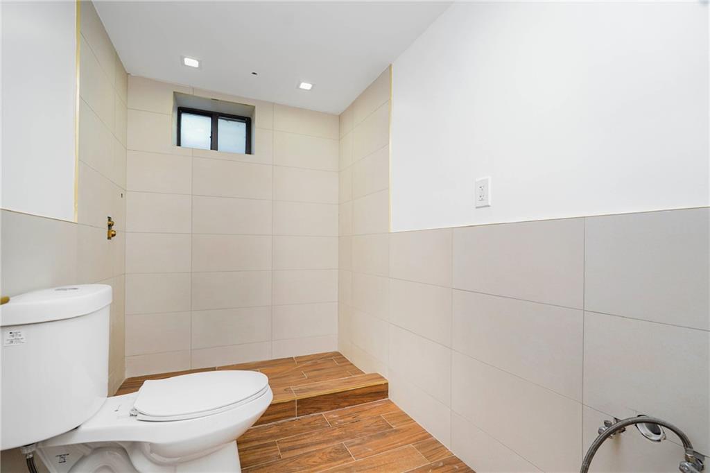 728 Avenue P, Brooklyn, New York image 21