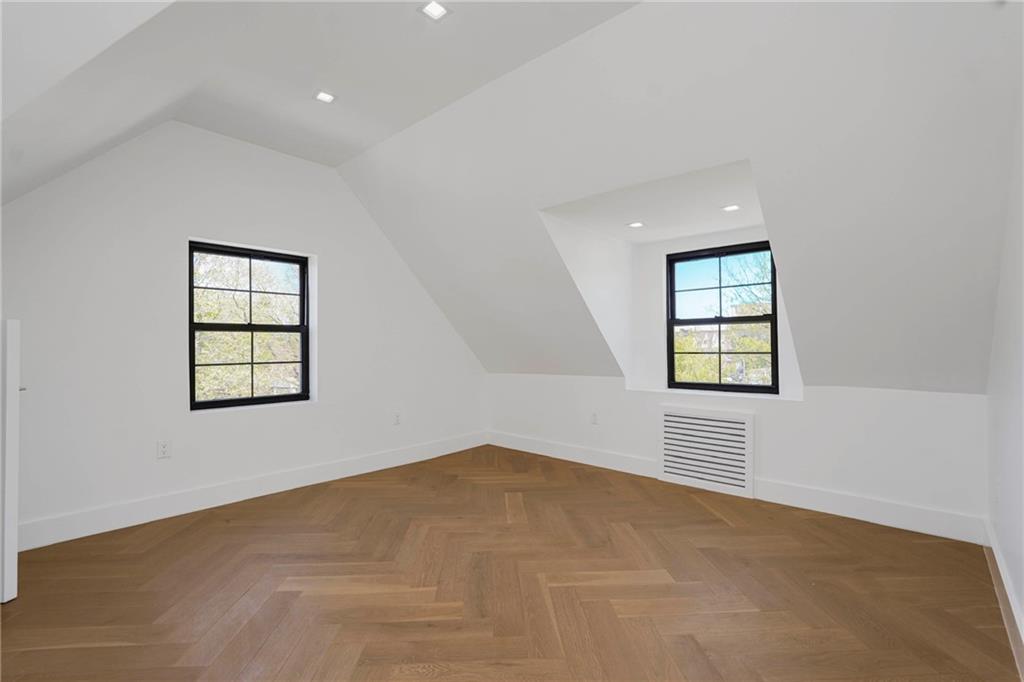 728 Avenue P, Brooklyn, New York image 19