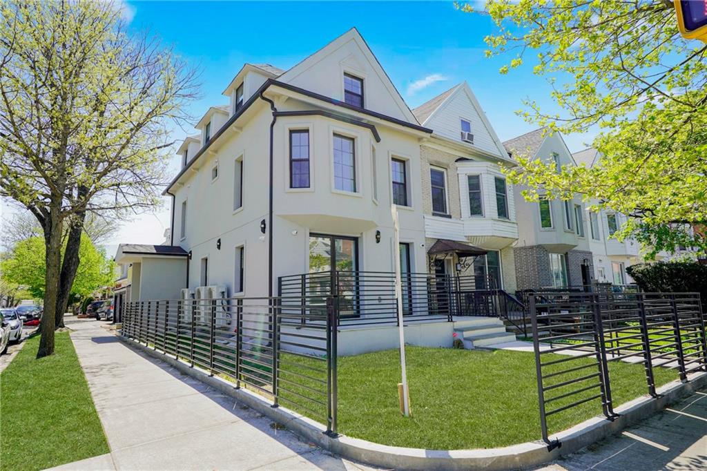 728 Avenue P, Brooklyn, New York image 1