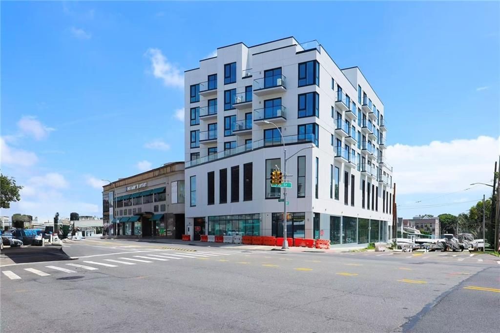 Photo of 150-02 Northern Boulevard #5G, Queens, NY 11354 (MLS # 498388)