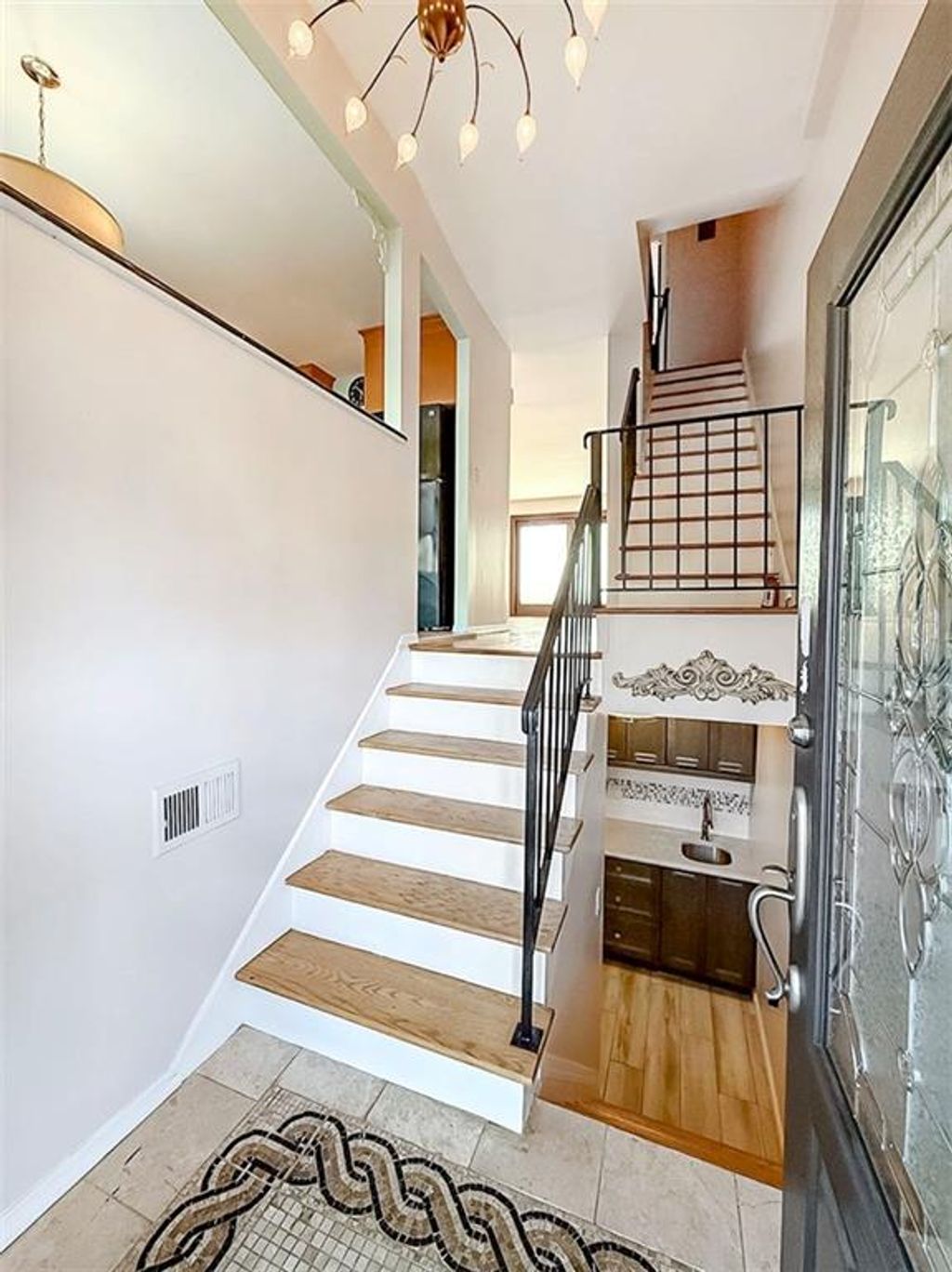 Photo of 116 Dogwood Lane #116, Staten Island, NY 10305 (MLS # 498570)