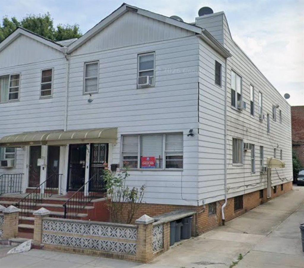 Photo of 1876 Bay Ridge Avenue, Brooklyn, NY 11204 (MLS # 499868)