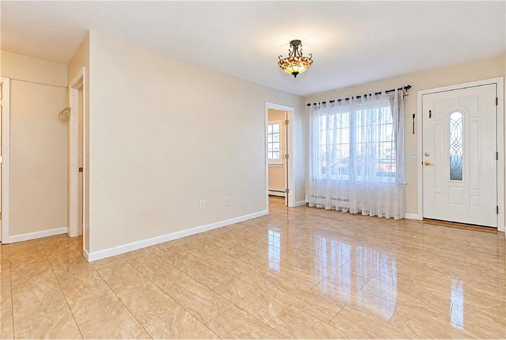 Photo of 204 Richmond Hill Road #13, Staten Island, NY 10314 (MLS # 505428)