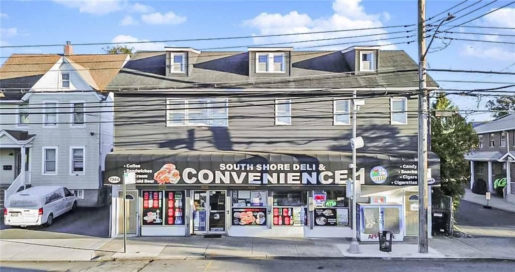 Photo of 7344 Amboy Road, Staten Island, NY 10307 (MLS # 501626)