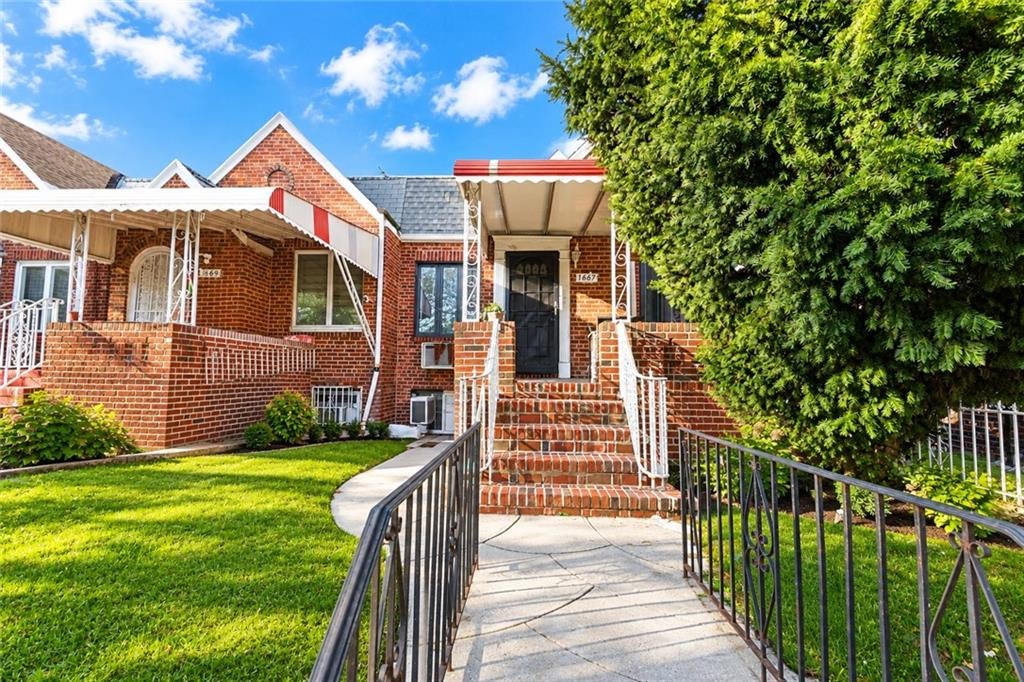 Photo of 1607 Avenue W, Brooklyn, NY 11229 (MLS # 505669)