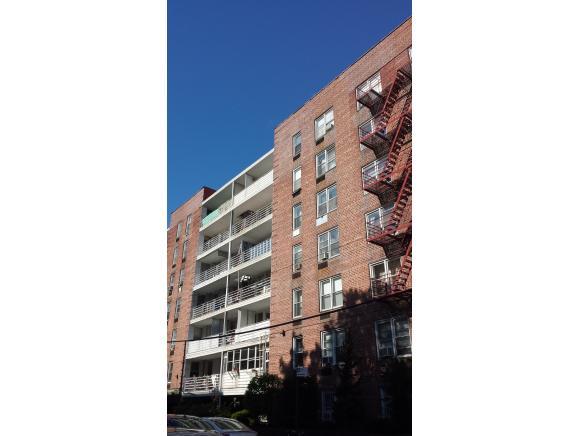 Photo 1 of 10 — 2626 Homecrest Ave Avenue 5N, Brooklyn, NY 11235