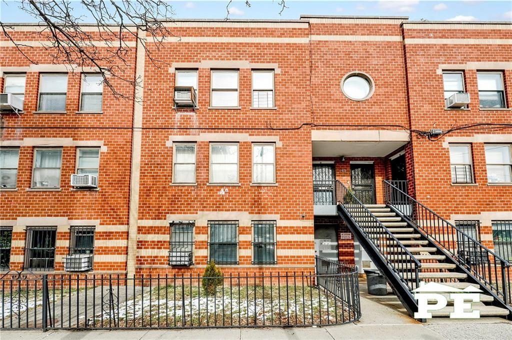 Photo of 49 Erasmus Street #1A, Brooklyn, NY 11226 (MLS # 498590)