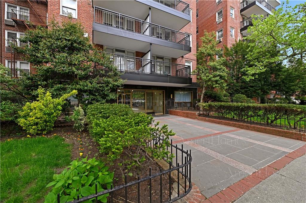 Photo of 770 Ocean Parkway #6O, Brooklyn, NY 11220 (MLS # 504698)
