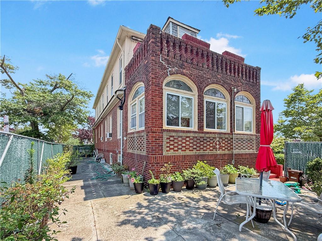 Photo of 4019 Manhattan Avenue, Brooklyn, NY 11224 (MLS # 503184)