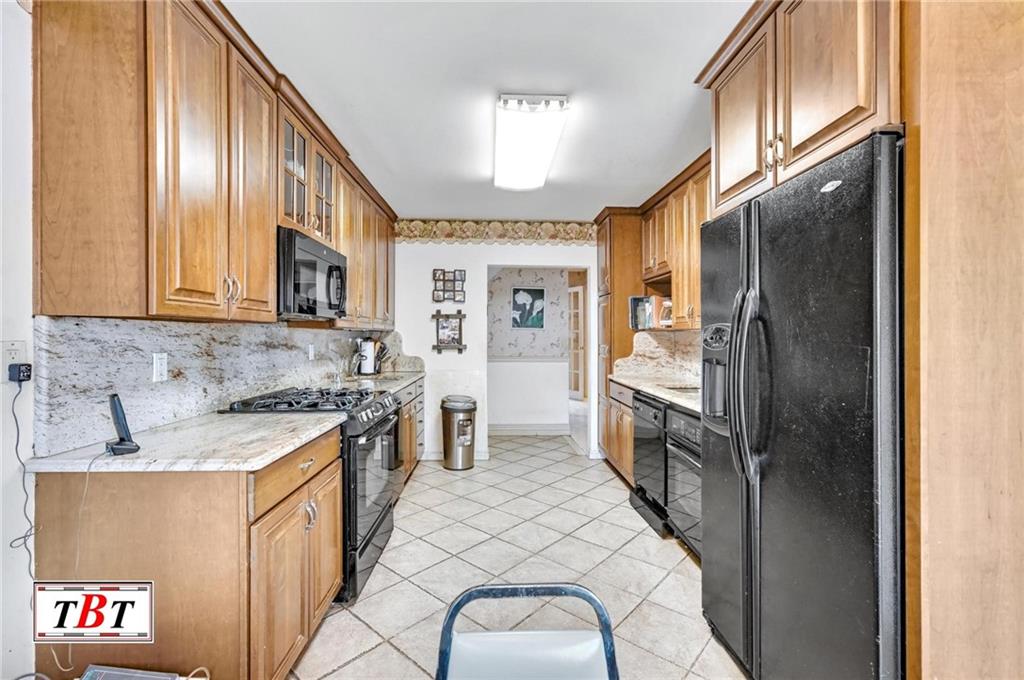 2048 17th Street, Brooklyn, New York image 12