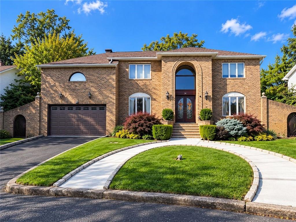 Photo of 34 Fayann Lane, Staten Island, NY 10307 (MLS # 505484)