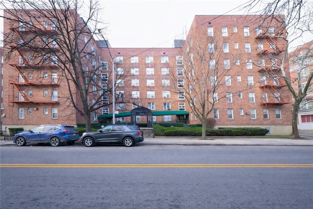 Photo of 393 Avenue S #5H, Brooklyn, NY 11223 (MLS # 498193)