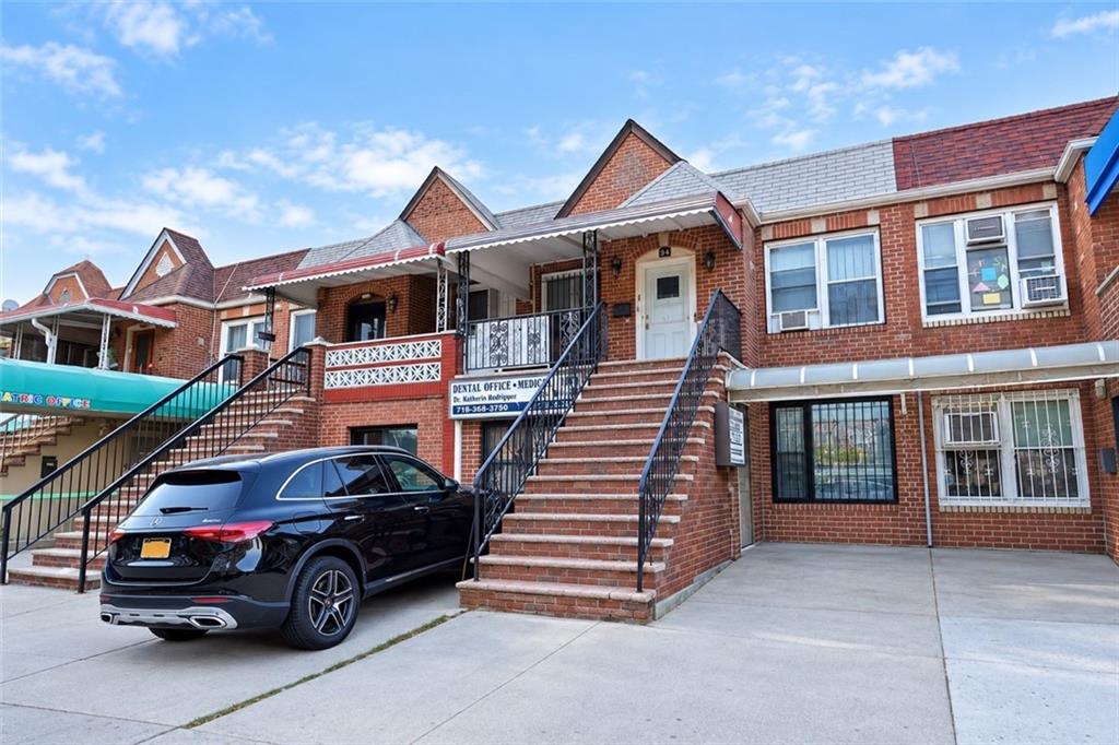 Photo of 134 Brighton 11th Street, Brooklyn, NY 11235 (MLS # 505285)