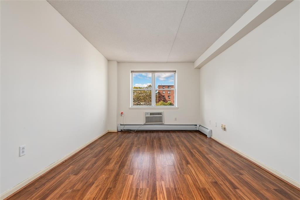 221 Beach 80th Street #4F, Rockaway Beach, New York image 8