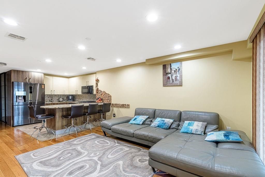 Photo of 3015 Brighton 6th Street #9B, Brooklyn, NY 11235 (MLS # 499580)