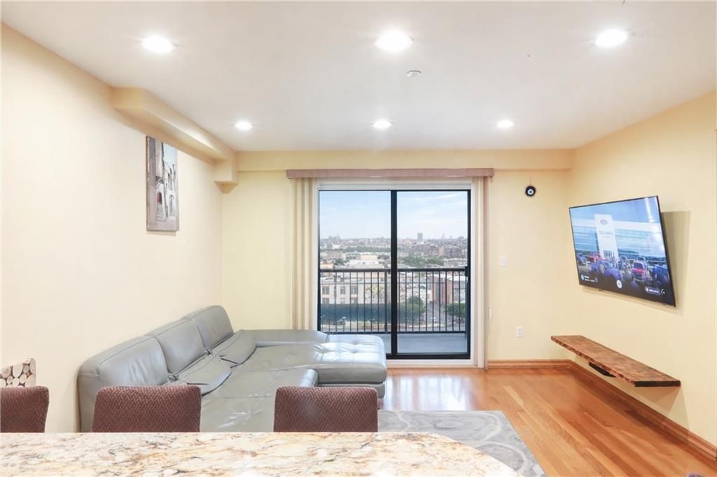 Photo of 3015 Brighton 6th Street #9B, Brooklyn, NY 11235 (MLS # 499580)