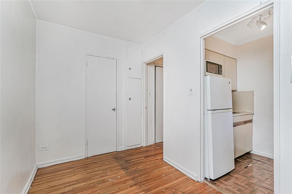 Photo of 1840 13th Street #6T, Brooklyn, NY 11229 (MLS # 497372)