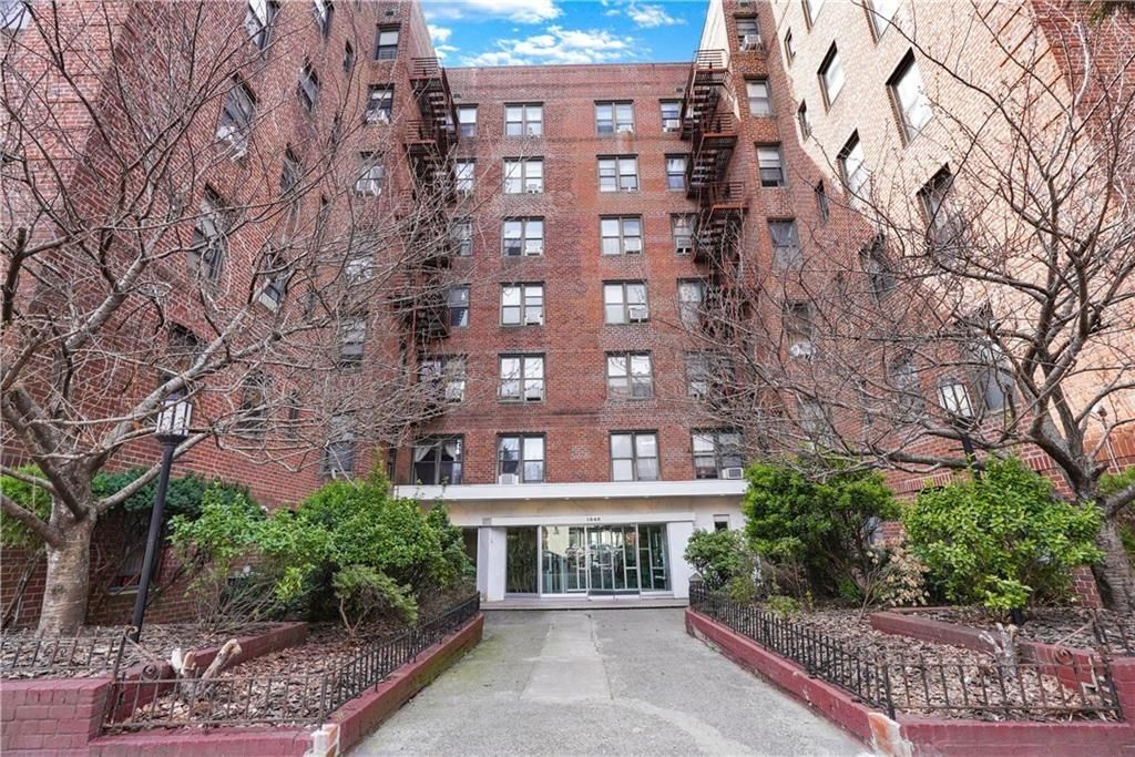 Photo of 1840 13th Street #6T, Brooklyn, NY 11229 (MLS # 497372)