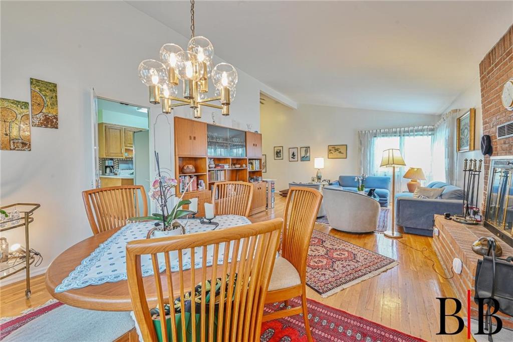 203 Whitman Drive, Brooklyn, New York image 9